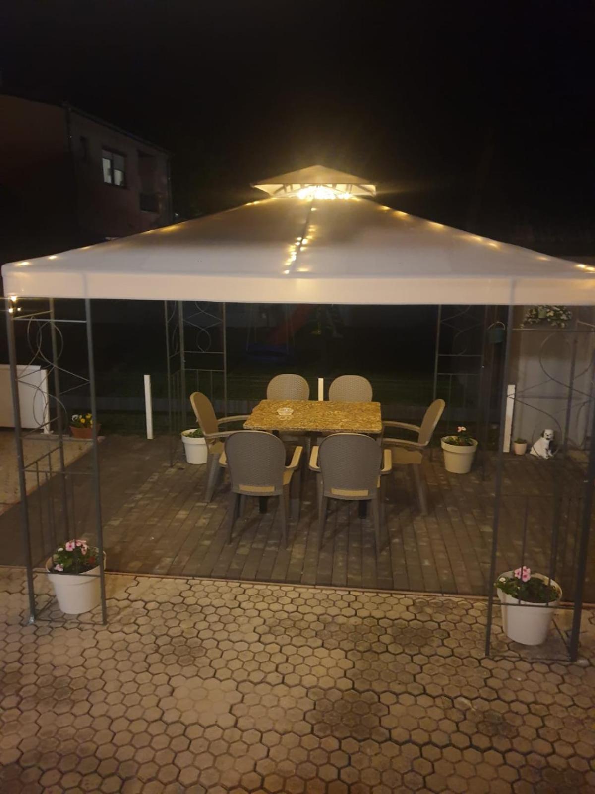 Apartman Sofia Zupanja Exterior foto
