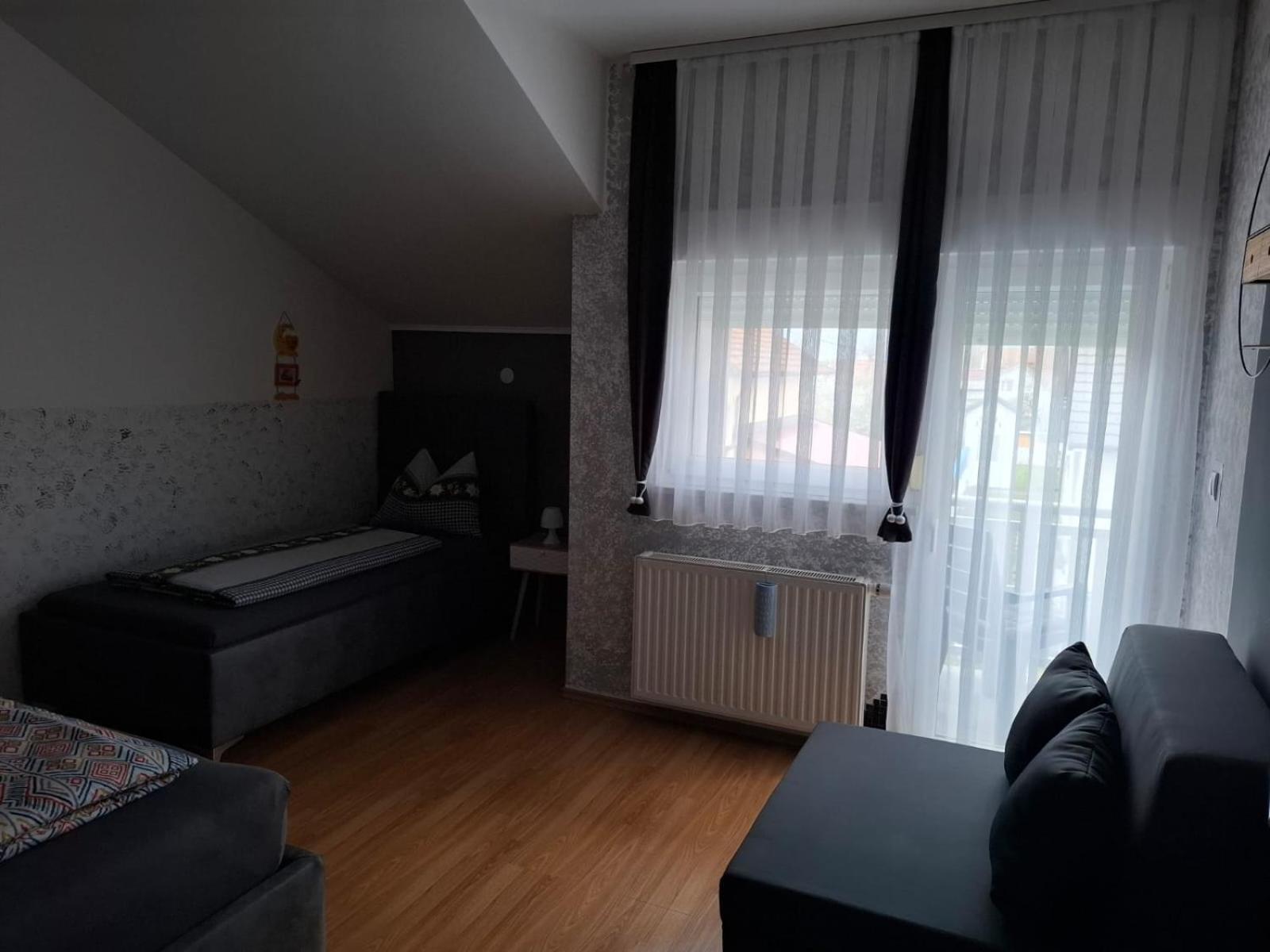 Apartman Sofia Zupanja Exterior foto
